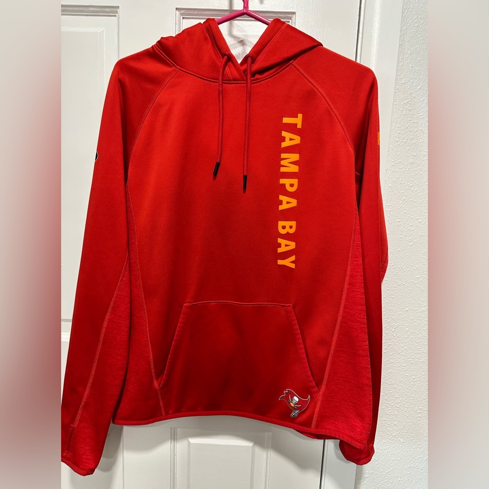 Under Armour Sweatshirt Tampa Bay Buccaneers size Small